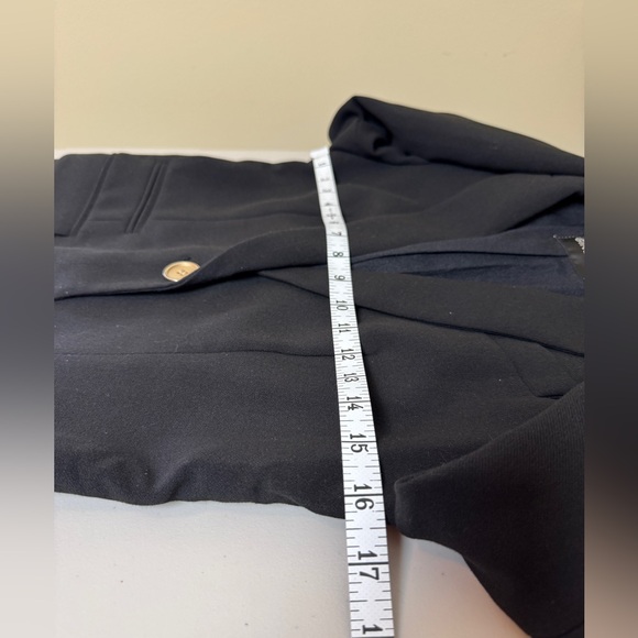 GIRDEAR Tailored Black Blazer Size 2 Structured Designer Jacket - Picture 11 of 14